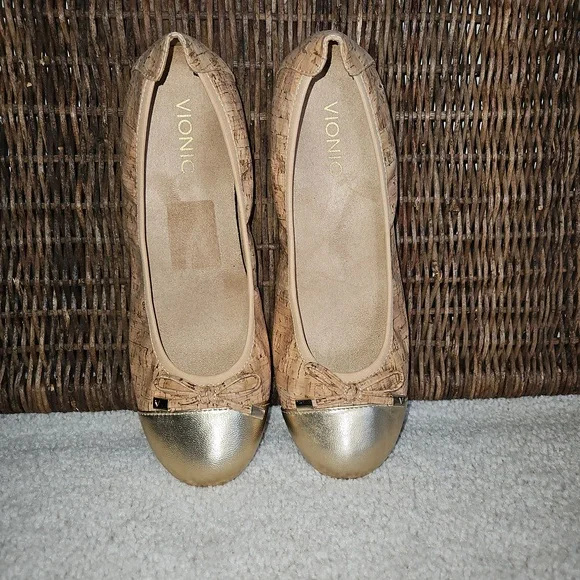 Vionic Cork Print with Gold Toe Ballerina Flats - Size 10 - Picture 1 of 6